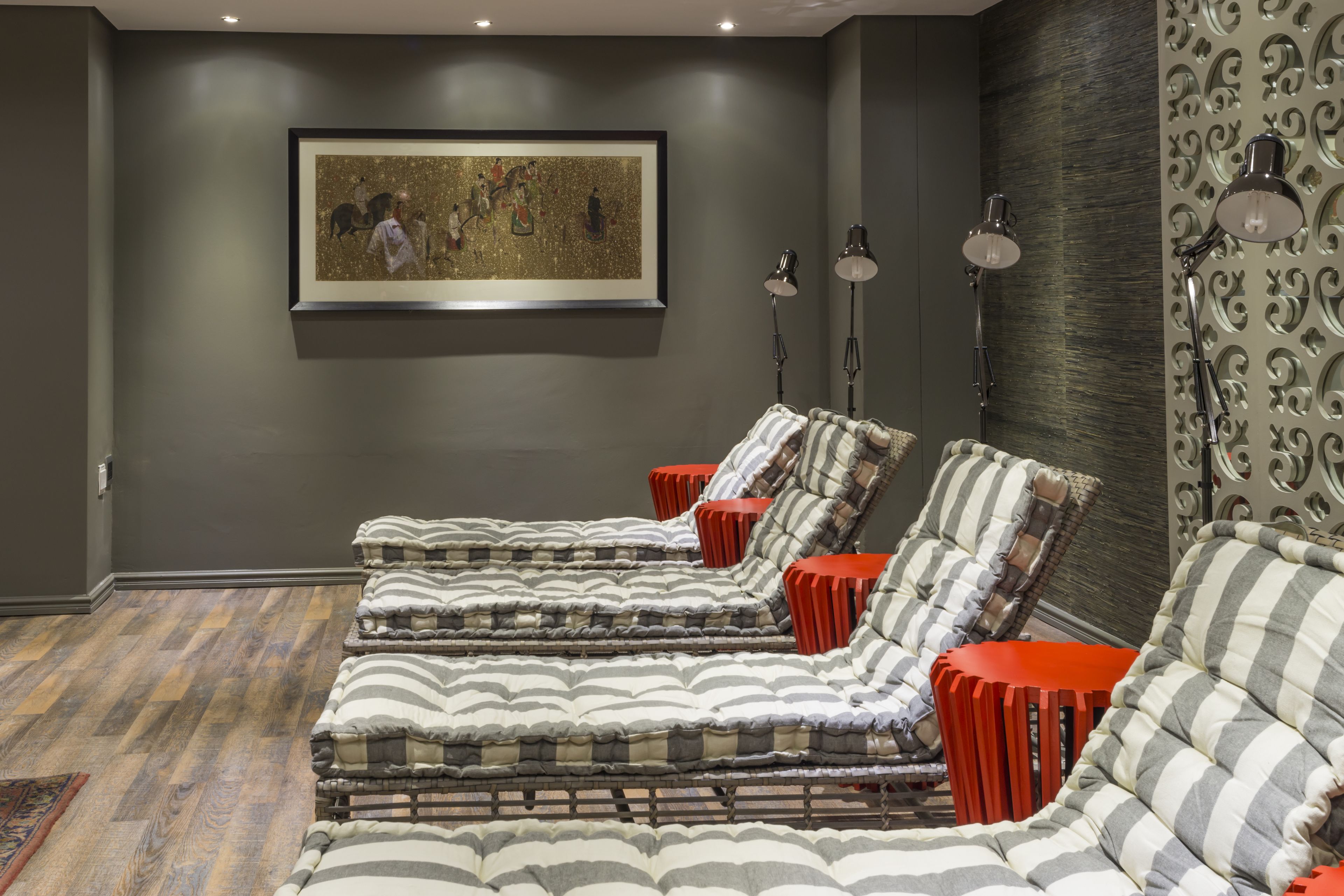 body treatments, aromatherapy, facials, massage/treatment rooms