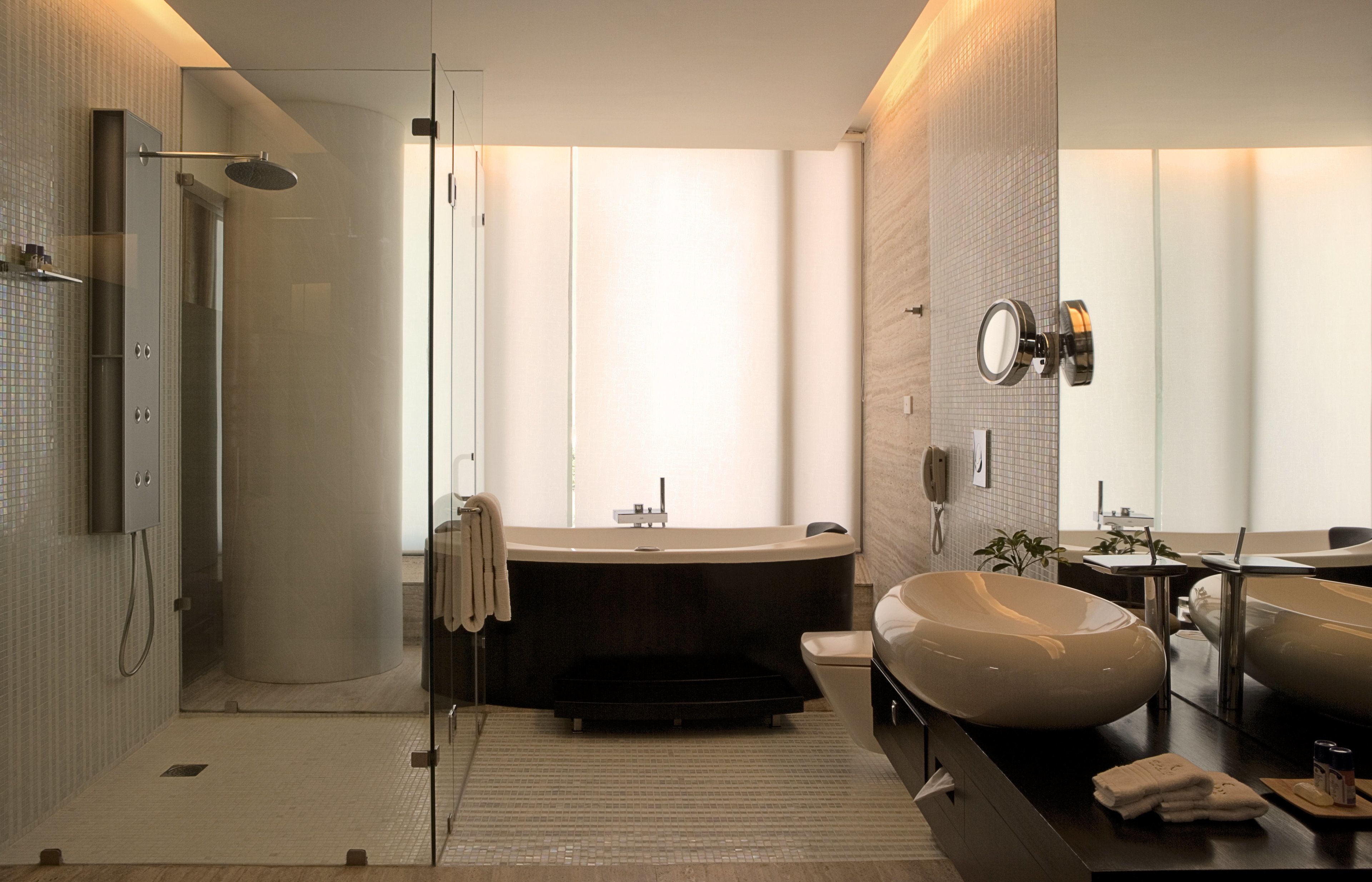 Suite | Bathroom | Towels