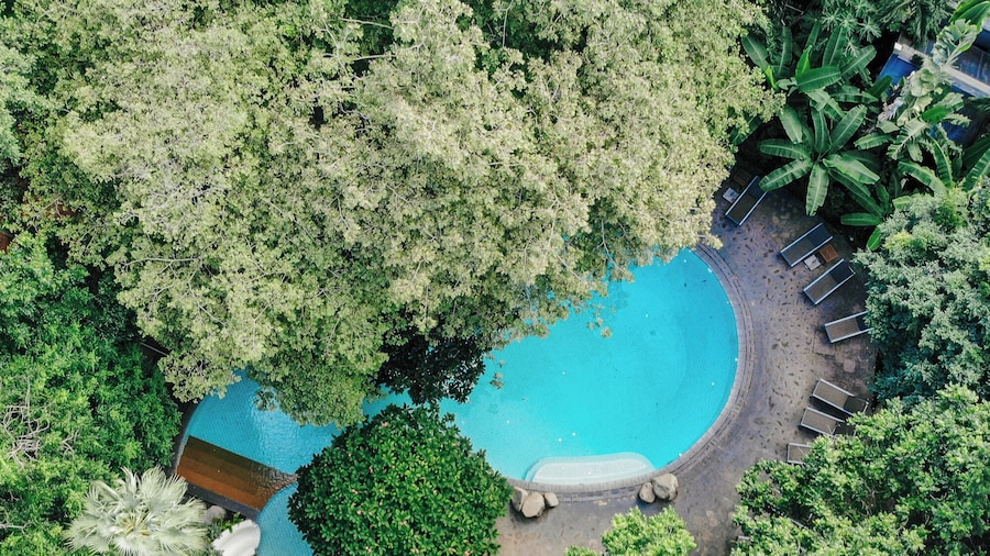 Woodlands Hotel & Resort