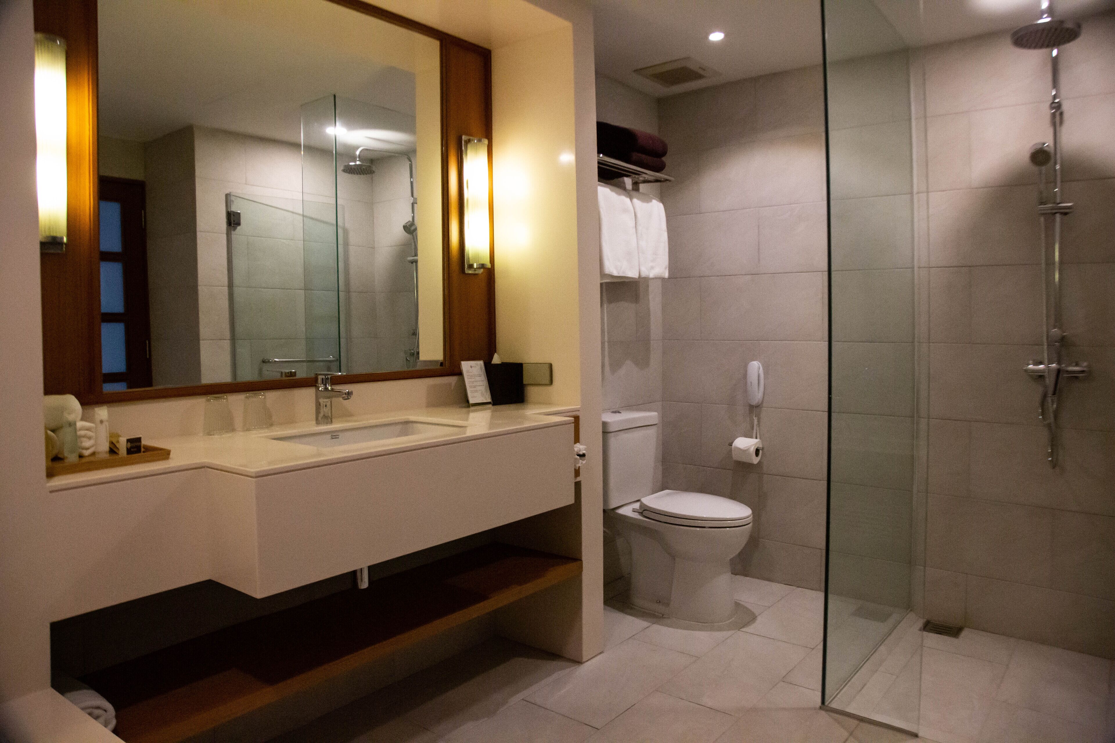 shower, free toiletries, hair dryer, bathrobes