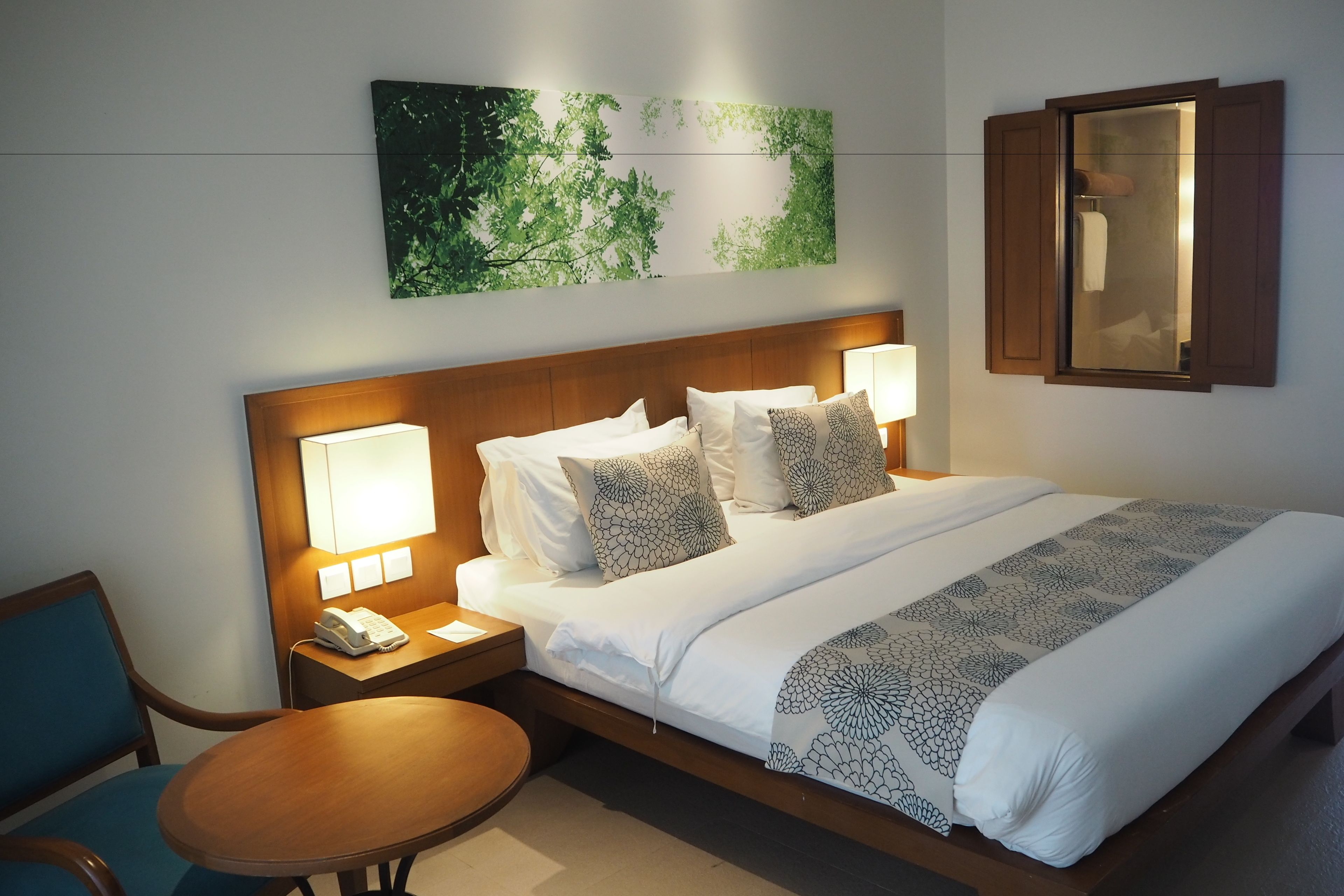 superior room | minibar, in-room safe, individually furnished, desk