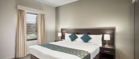 In-room safe, desk, iron/ironing board, free WiFi