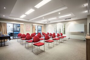 Business centre - Quest Alice Springs (The Gap)