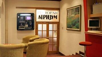 Minibar, desk, free WiFi