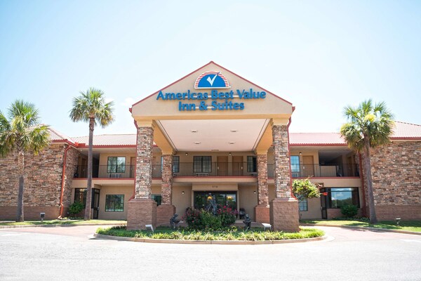 Americas Best Value Inn & Suites Griffin - Griffin, GA