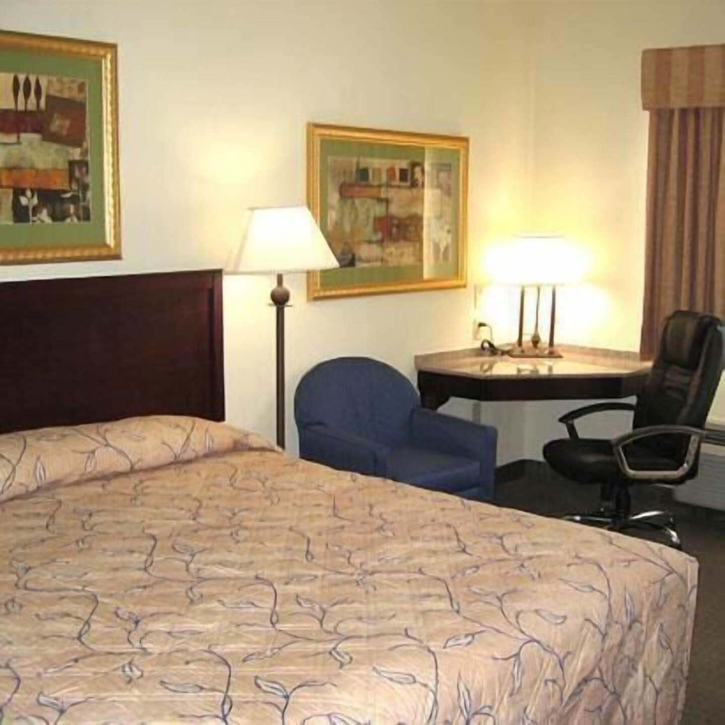 Hypo-allergenic bedding, individually furnished, desk, laptop workspace
