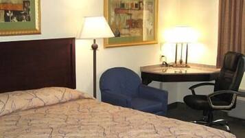 Superior Room, 1 King Bed, Ground Floor | Hypo-allergenic bedding, individually furnished, desk, laptop workspace