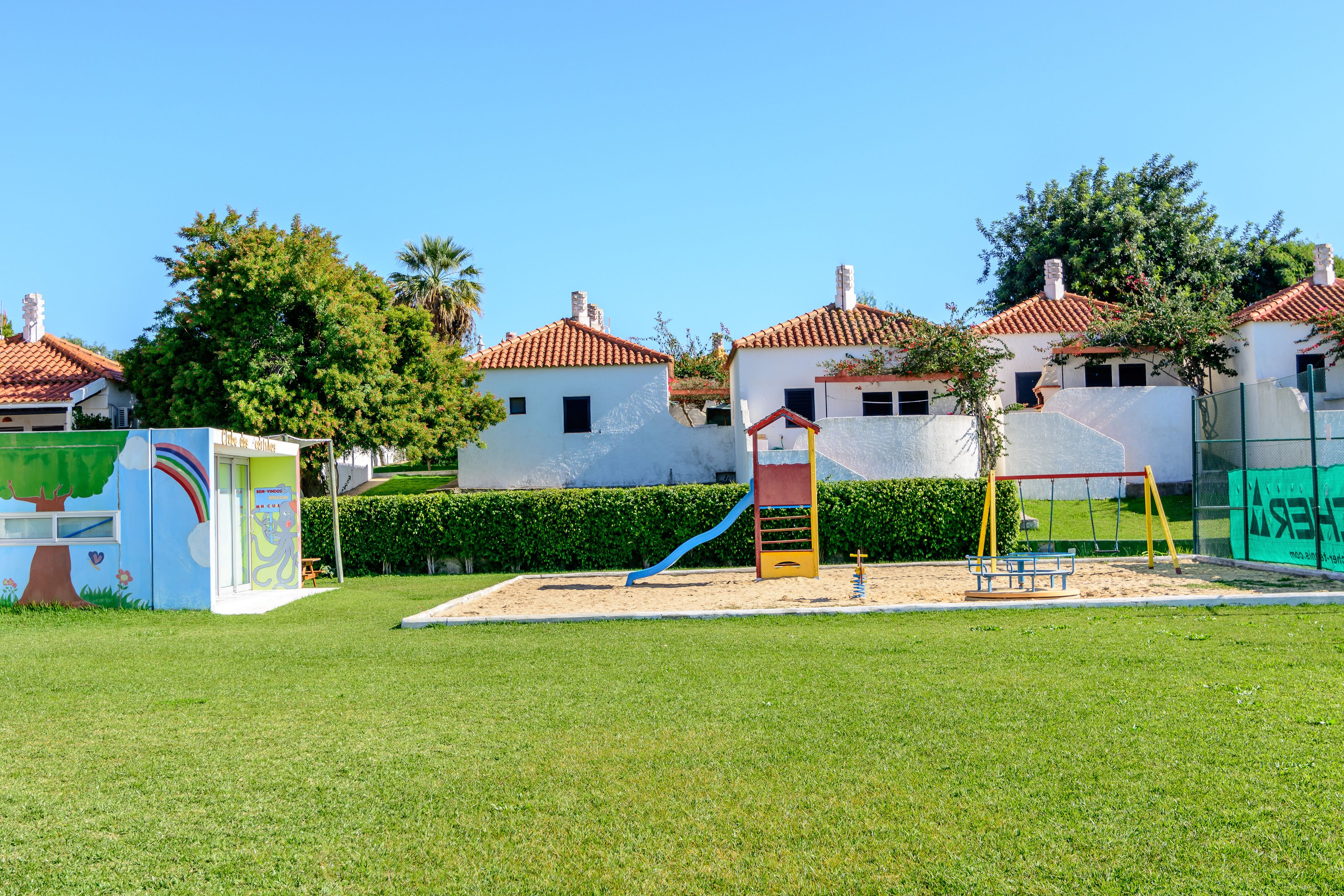 children’s play area – outdoor