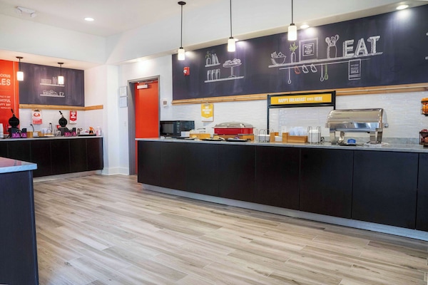 Bao gồm bữa sáng buffet hàng ngày