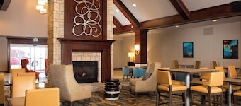 Residence Inn by Marriott Kansas City Airport