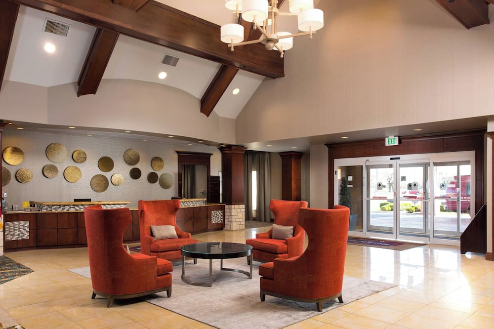 Residence Inn by Marriott Kansas City Airport