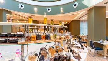 Daily buffet breakfast for a fee