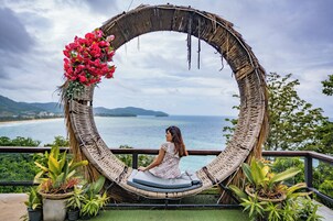 2 restaurants, breakfast, lunch, dinner served; Italian cuisine