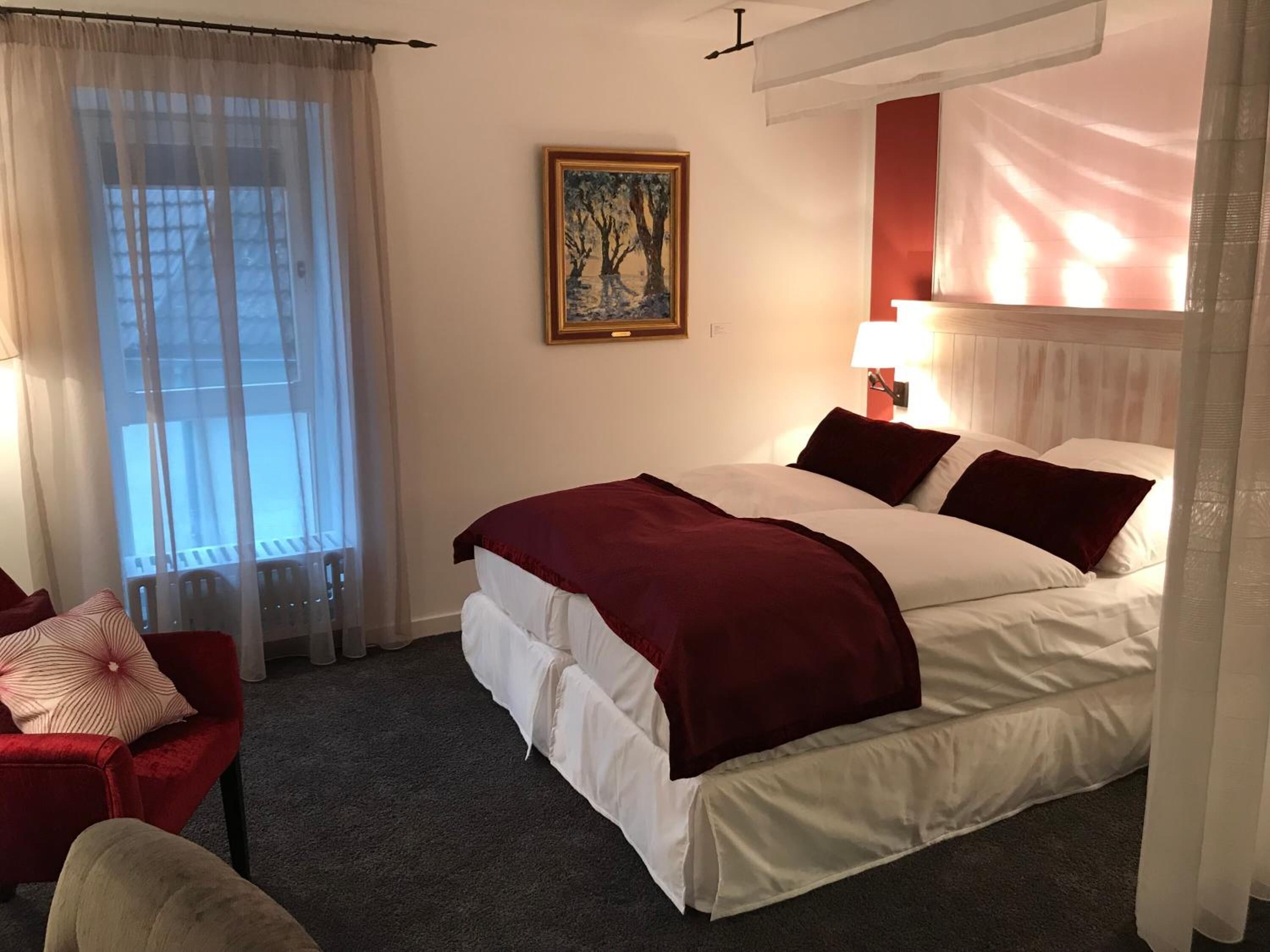 Literie de qualité supérieure, surmatelas, minibar