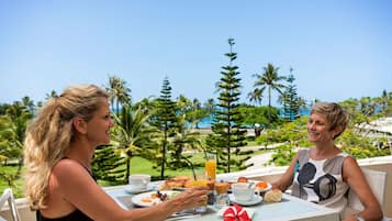 Breakfast, lunch, dinner served; ocean views