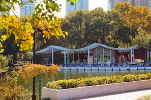 Casino - Renaissance Shanghai Zhongshan Park (Shanghai)