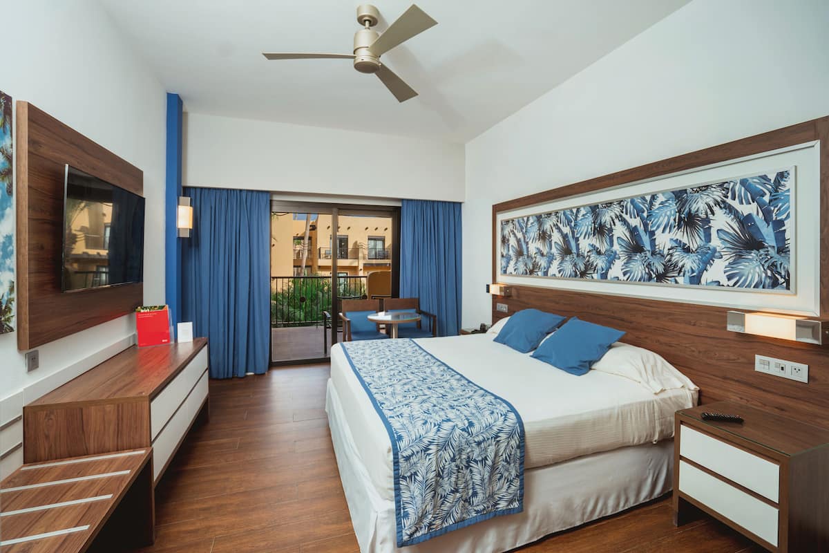 Minibar, in-room safe, blackout drapes, iron/ironing board