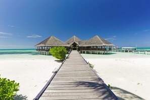 Private beach, white sand, sun-loungers, beach umbrellas