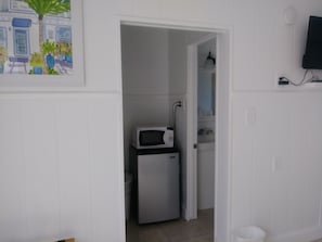 Microwave, coffee/tea maker