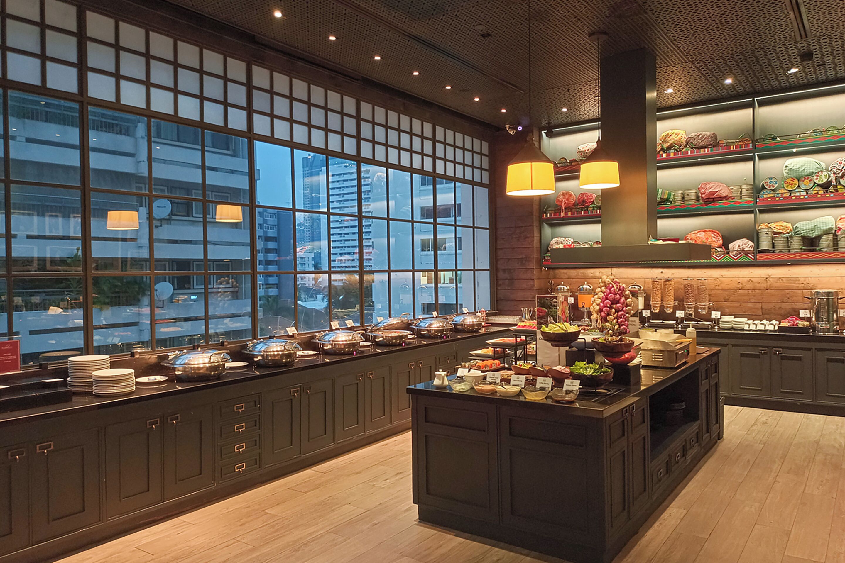 daily buffet breakfast (thb 1120 per person)