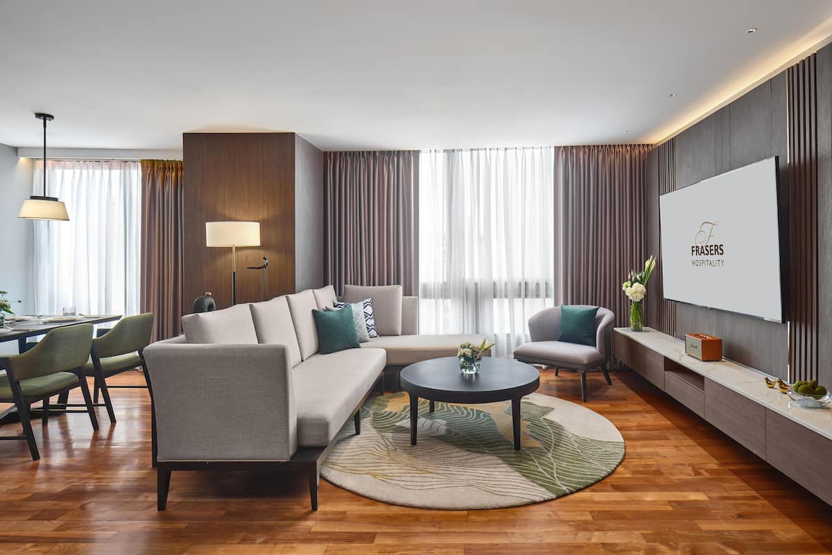 Attico, 2 camere da letto | Area soggiorno | TV LED 43 pollici con canali via cavo, TV