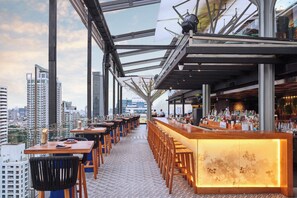 Rooftop bar - Fraser Suites Sukhumvit, Bangkok (Bangkok)