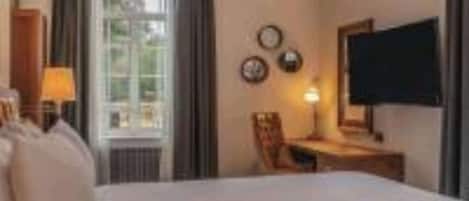 Deluxe Room, Garden View | View from room