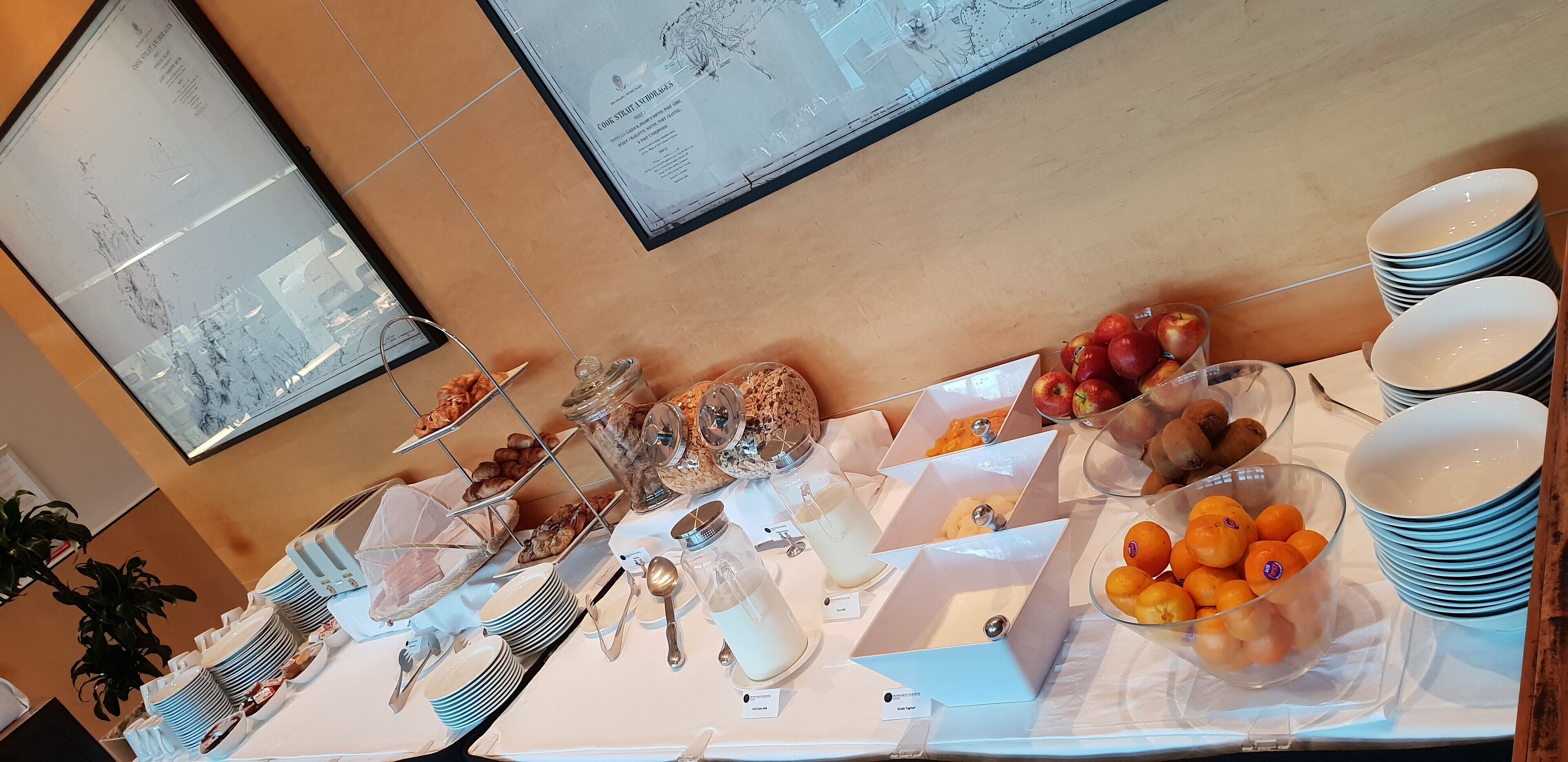 Daily English breakfast for a fee