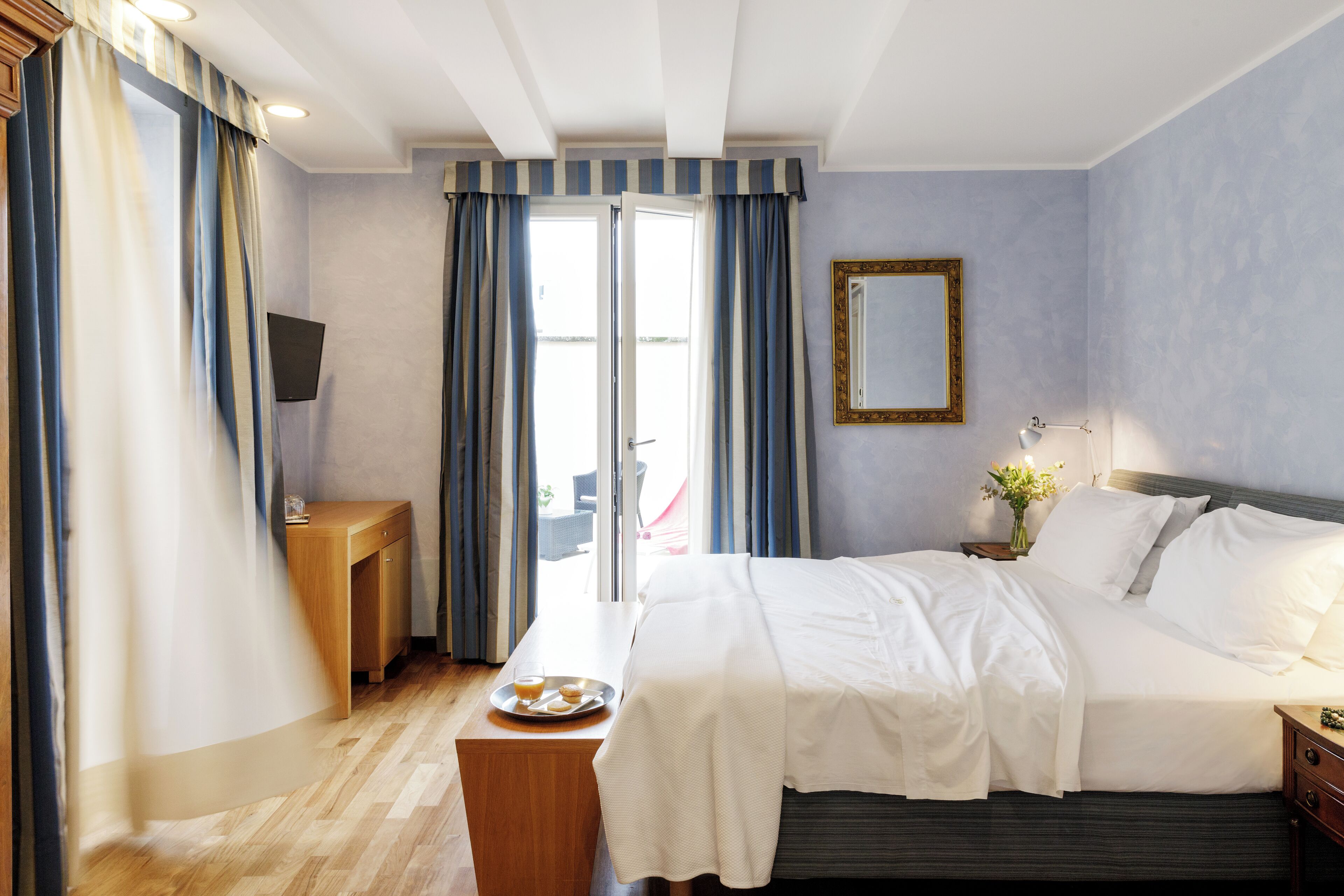 Classic Double or Twin Room | Premium bedding, down comforters, minibar, in-room safe