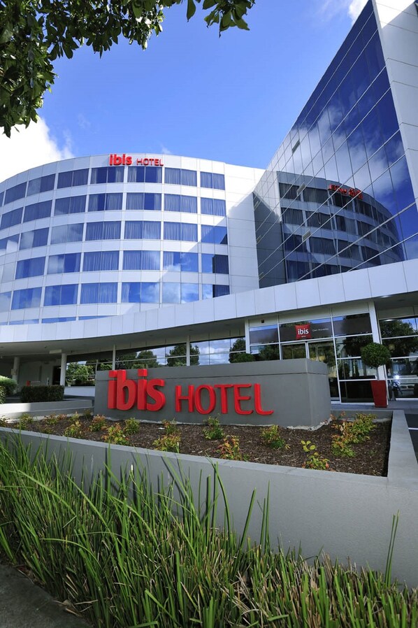 Exterior - ibis Melbourne Glen Waverley (Glen Waverley)