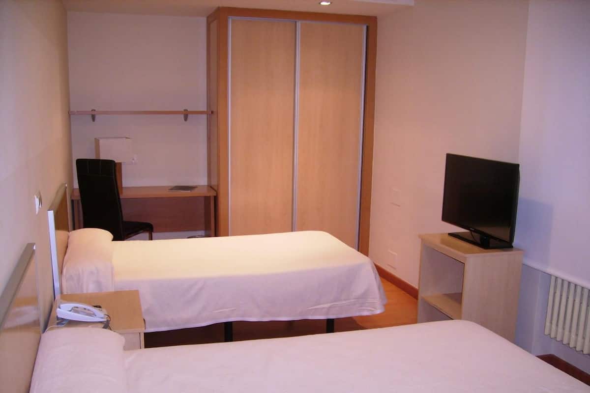 In-room safe, desk, blackout drapes, cribs (free)