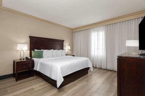 Premium bedding, pillowtop beds, in-room safe, desk - Hawthorn Extended Stay by Wyndham West Palm Beach Airport (West Palm Beach)