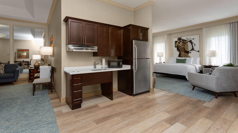 Hawthorn Extended Stay by Wyndham West Palm Beach