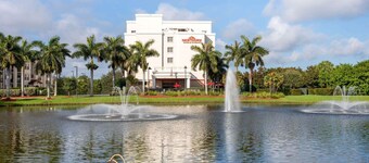 Hawthorn Extended Stay by Wyndham West Palm Beach