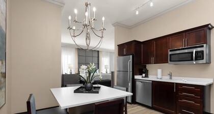 Hawthorn Extended Stay by Wyndham West Palm Beach Airport