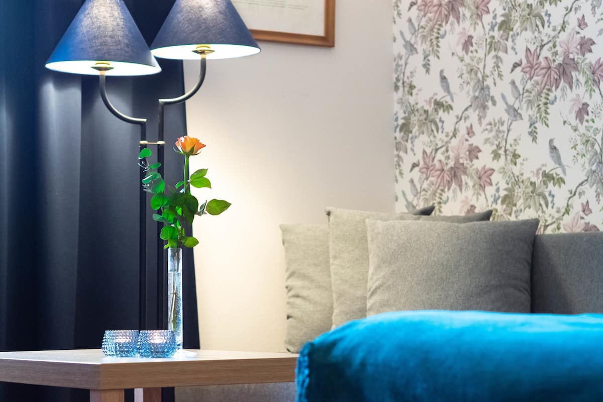 Individually decorated, individually furnished, desk, laptop workspace