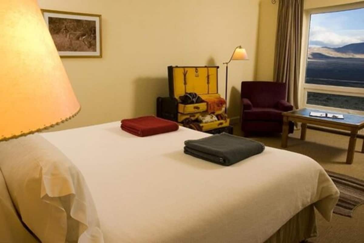 Superior Room | Premium bedding, down comforters, blackout drapes, WiFi (free)
