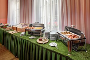 Gratis morgenmadsbuffet hver dag