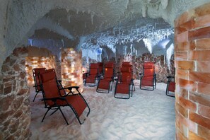 Body treatments, hydrotherapy, aromatherapy, body wraps, facials