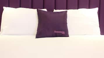 In-room safe, desk, iron/ironing board, free WiFi