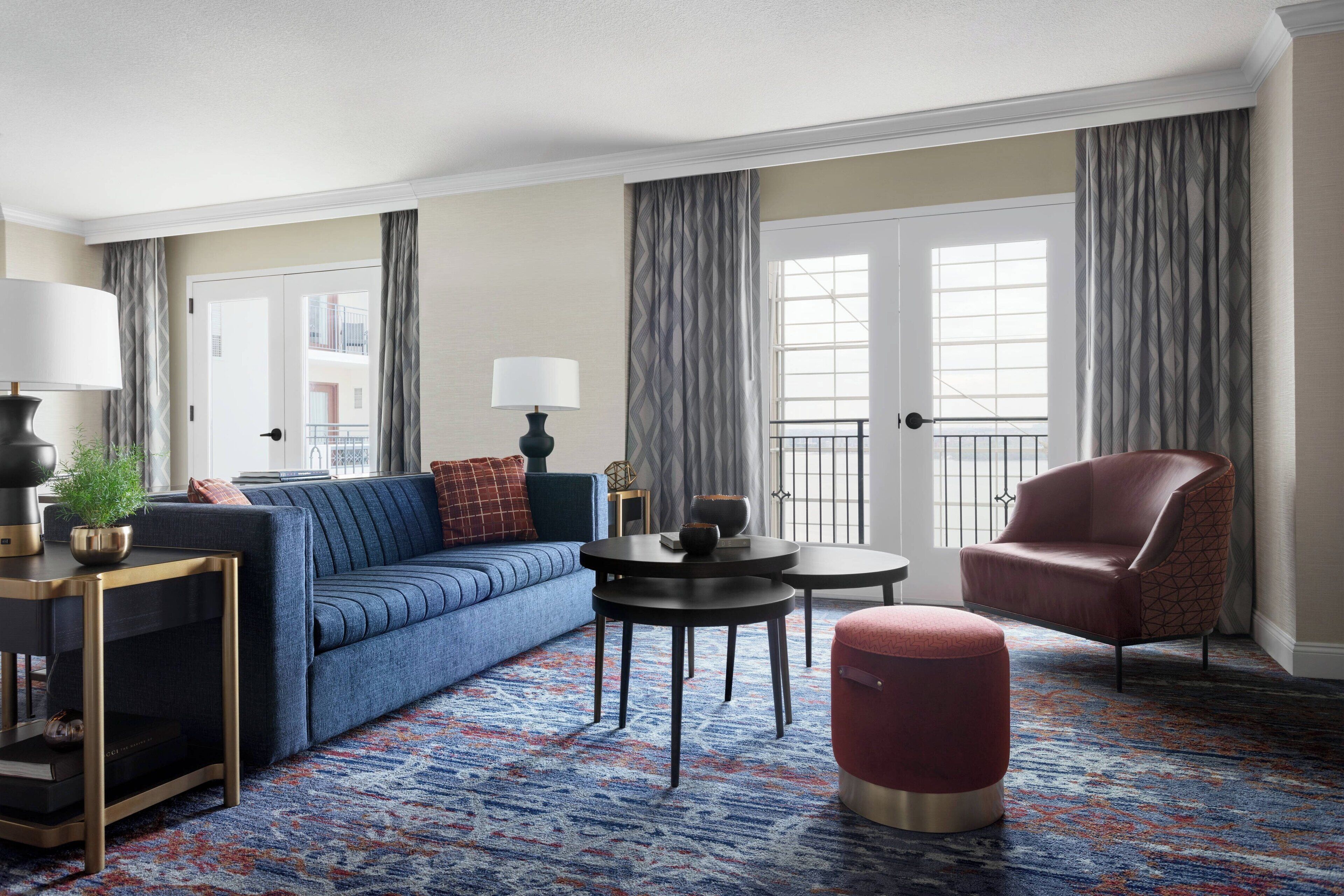 suite, 1 bedroom | living area | 55-inch smart tv with cable channels, tv, netflix