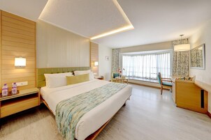 Superior Room | Down comforters, minibar, in-room safe, individually decorated