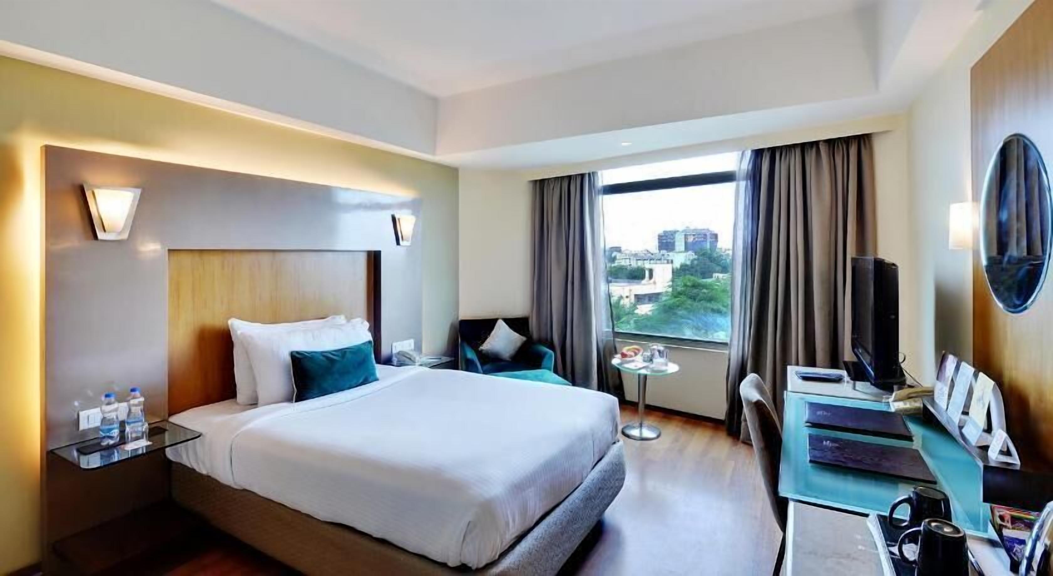 Ropa de cama de alta calidad y minibar 