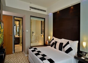 Premium bedding, minibar, in-room safe, desk