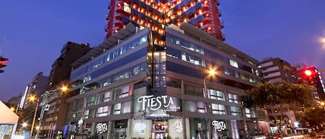 Front of property - evening/night