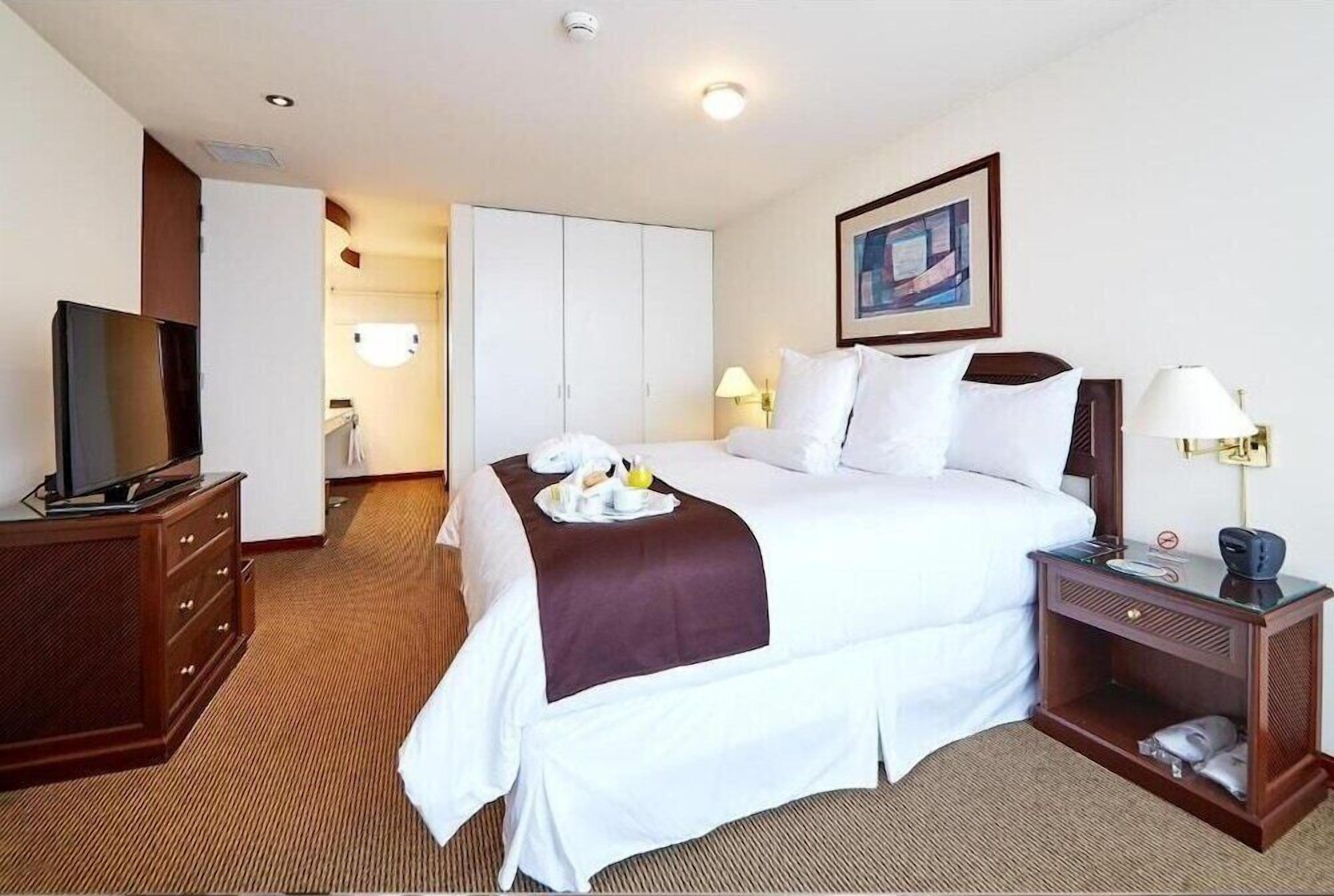 in-room safe, desk, iron/ironing board, free wifi