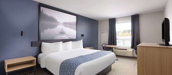 Super 8 by Wyndham St-Jerome