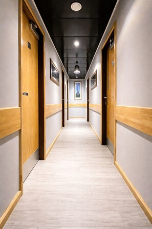 Interior detail - Eurotraveller Hotel Express (London)