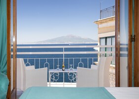 Doppel- oder Zweibettzimmer, Balkon, Meerblick | Ausblick vom Zimmer