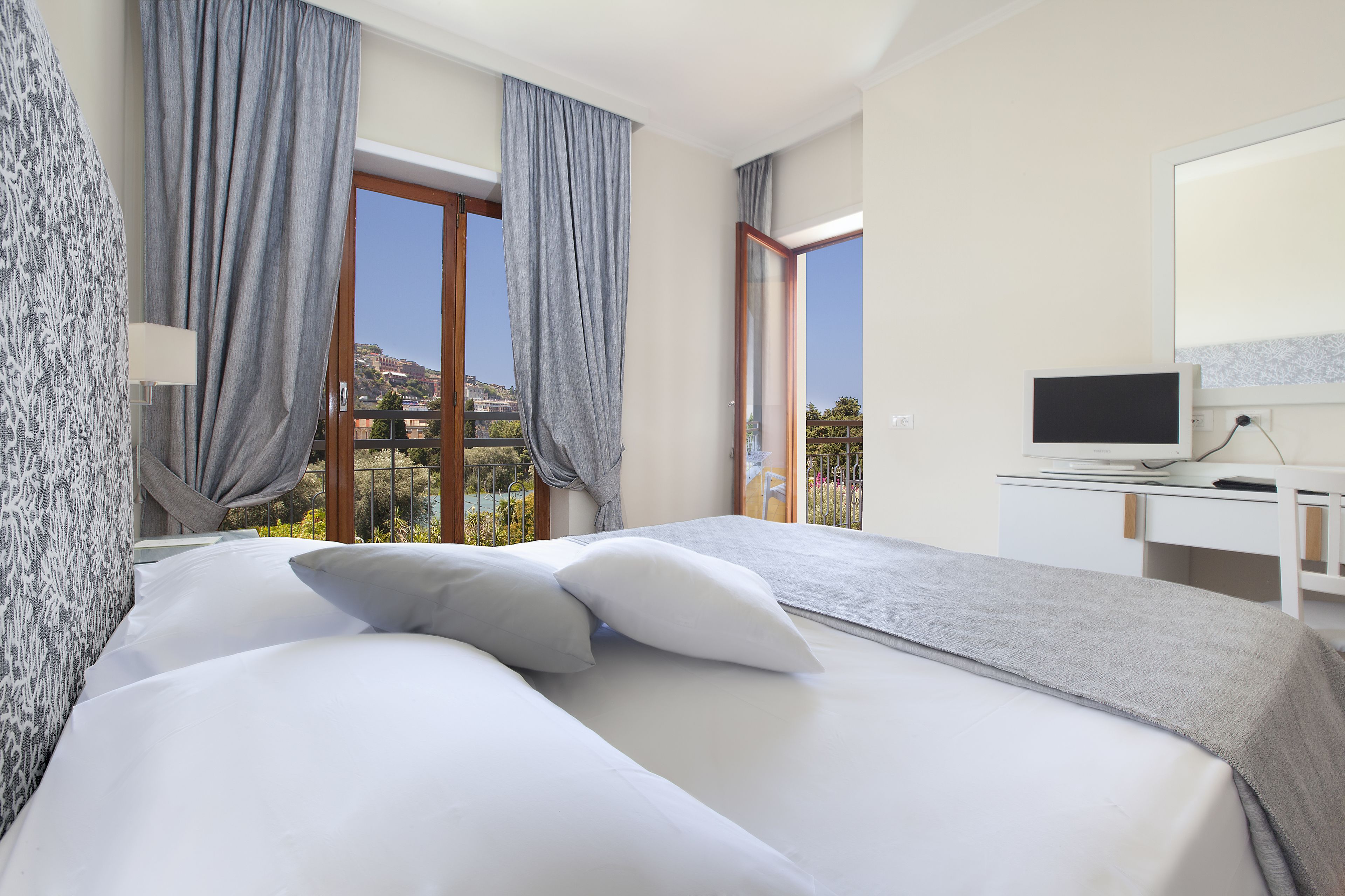 double or twin room, pool view | 1 bedroom, premium bedding, down duvets, minibar